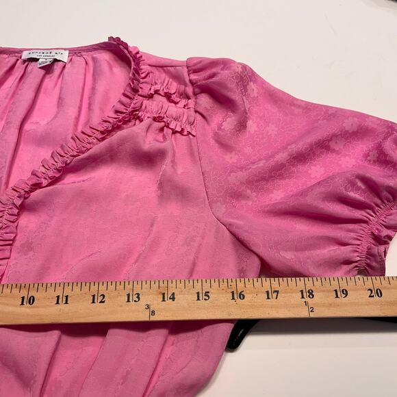 Current Air Pink Embossed Ruffle Mini Dress Size Small - Picture 8 of 10